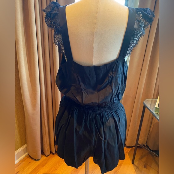 Cami NYC Romper - Picture 5 of 9